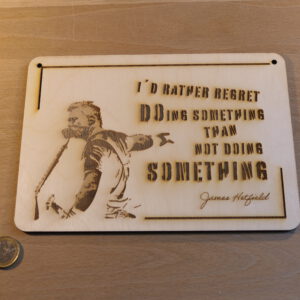 Schild "Regrets"