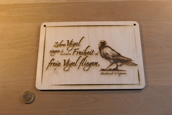 Schild "Freie Vögel"